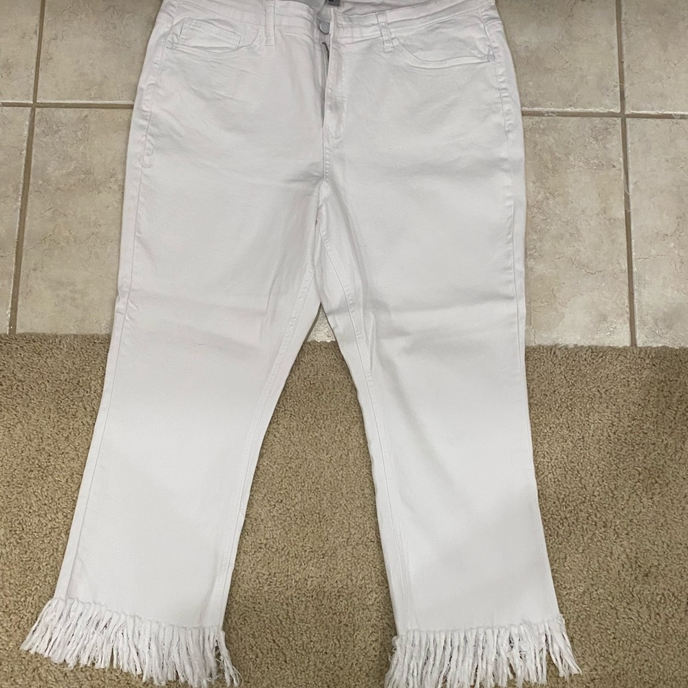 Judy Blue Cropped Jeans